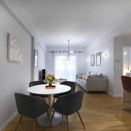 Fresh, New & Ready For You! Rnvtd Apt In Koukaki! Atény Exteriér fotografie